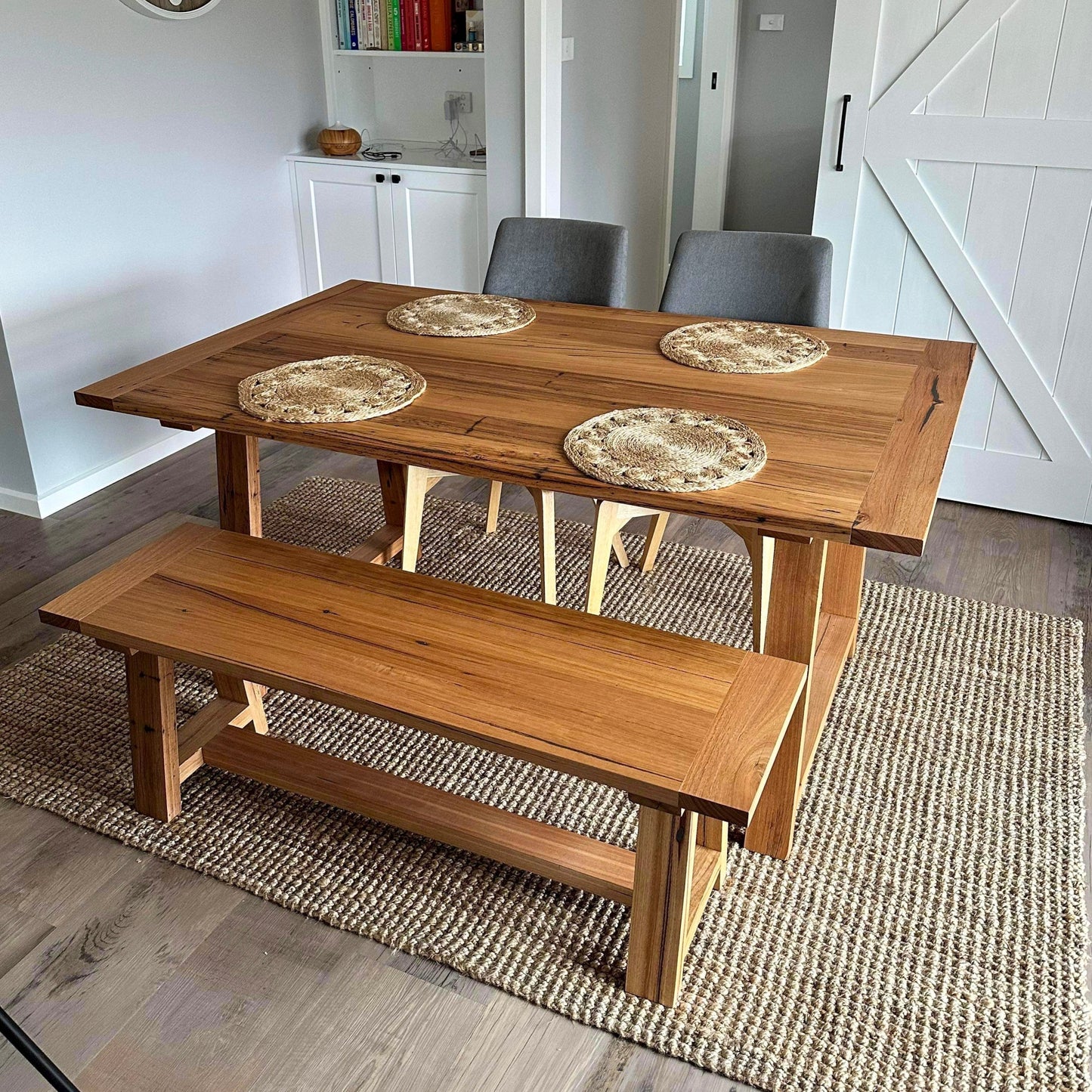 The Farmhouse Table